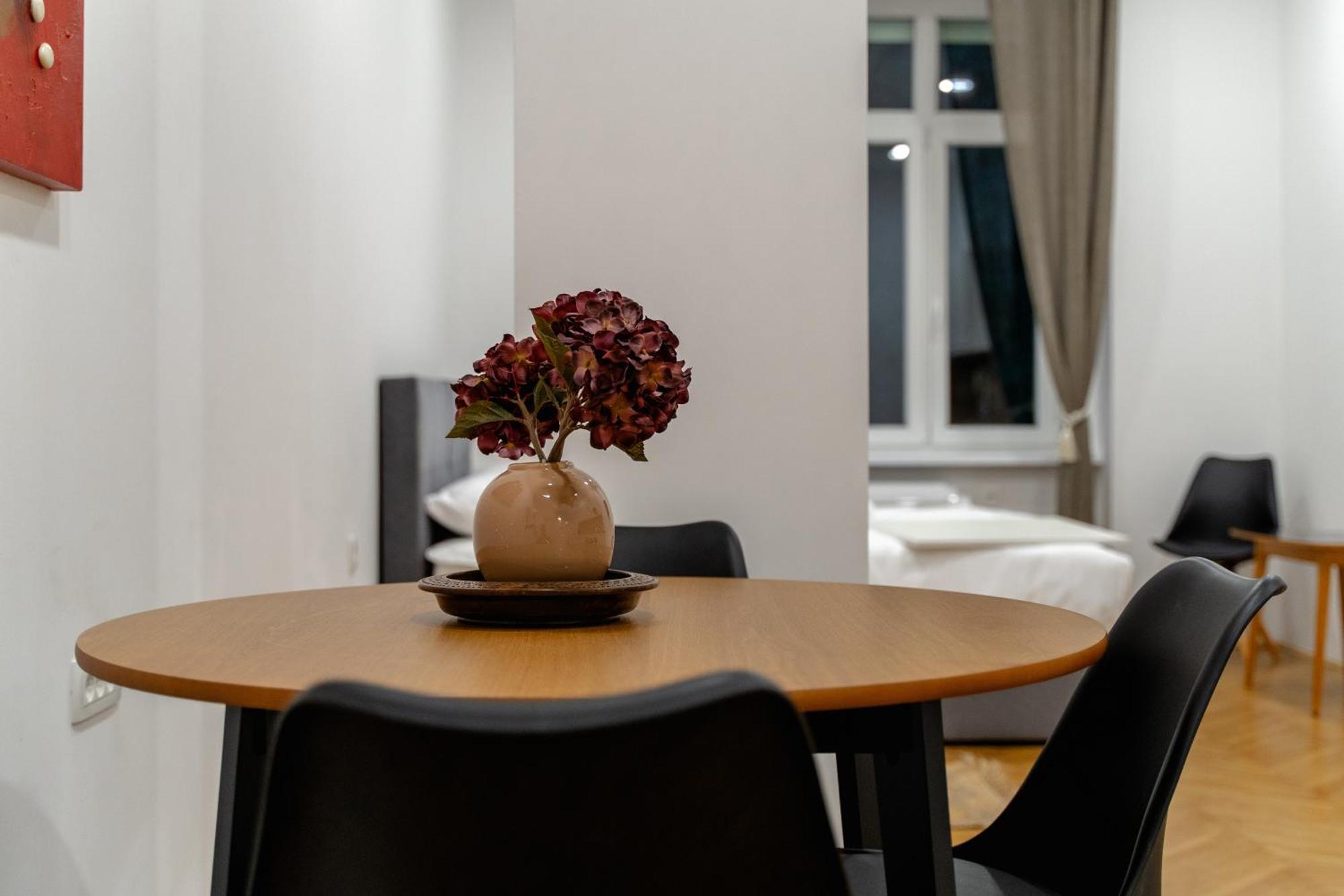 Villa Sofija Ljubljana Phòng bức ảnh